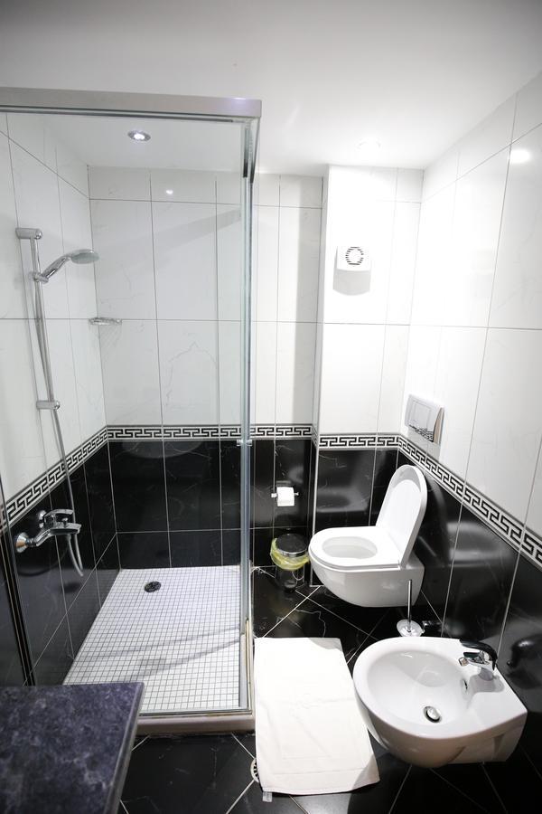 Germany Hotel Durres Ngoại thất bức ảnh
