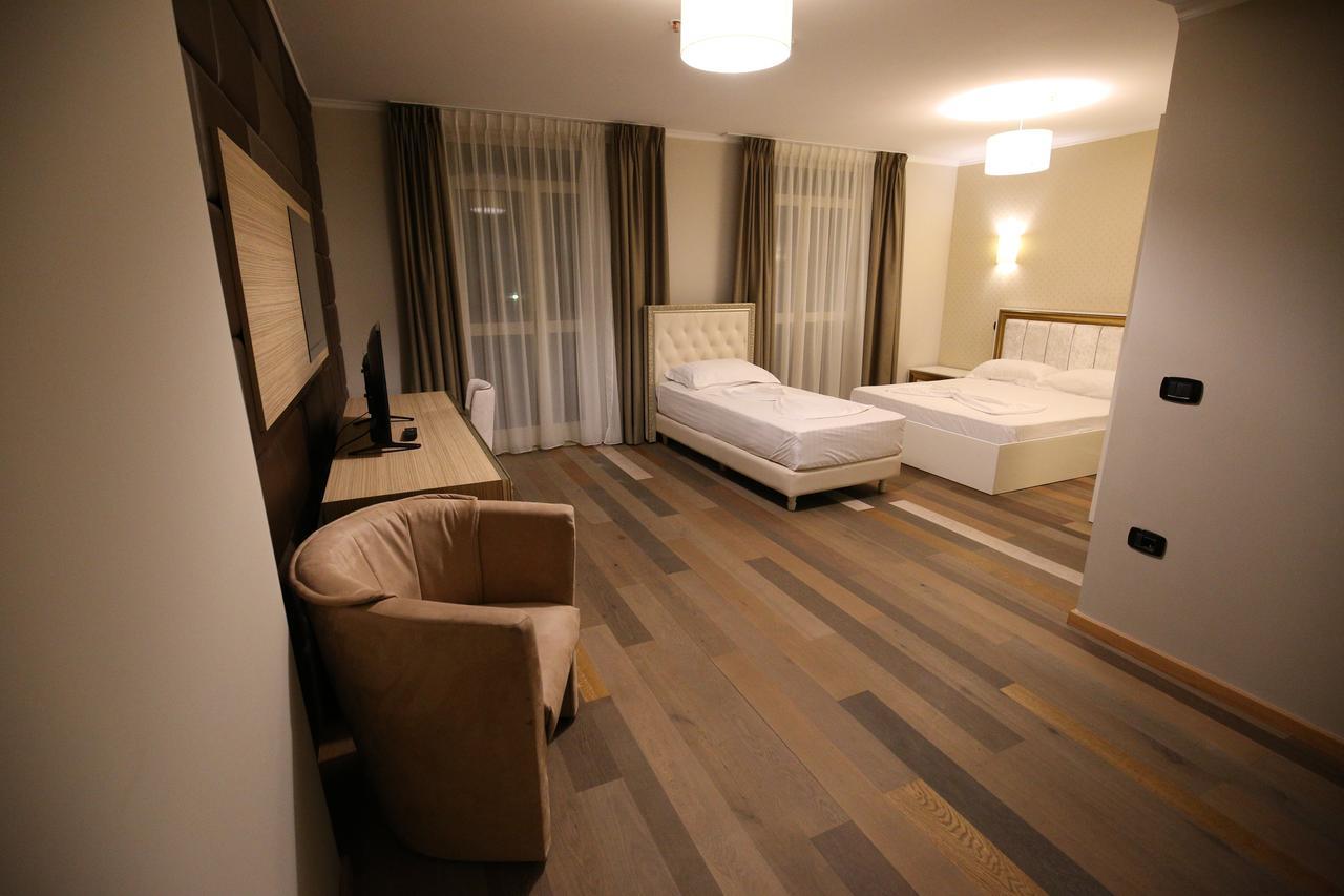 Germany Hotel Durres Ngoại thất bức ảnh