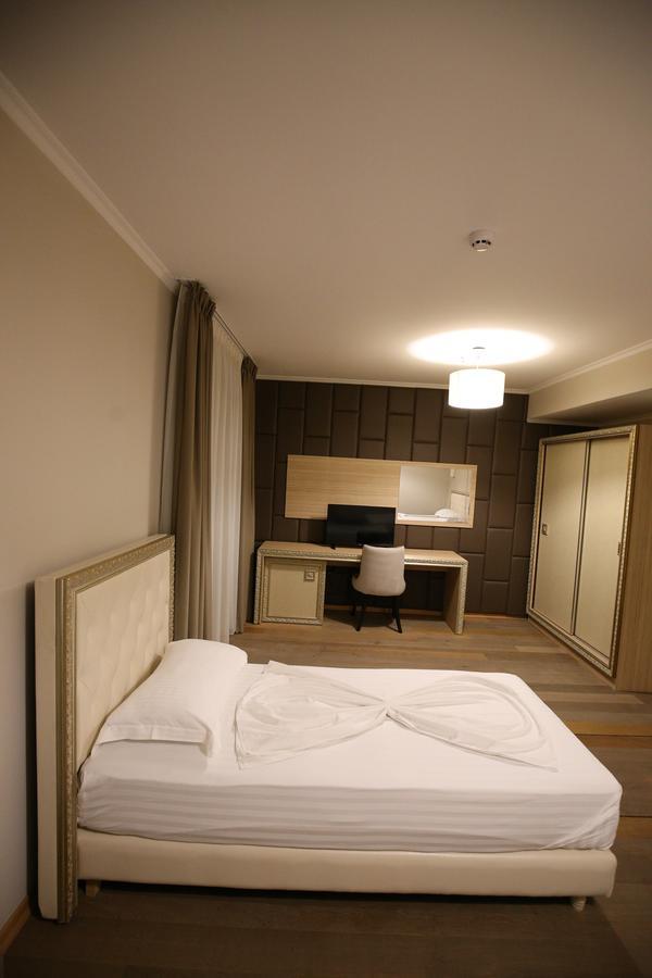Germany Hotel Durres Ngoại thất bức ảnh