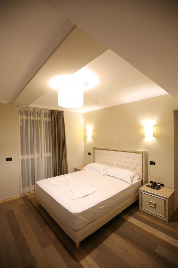 Germany Hotel Durres Ngoại thất bức ảnh